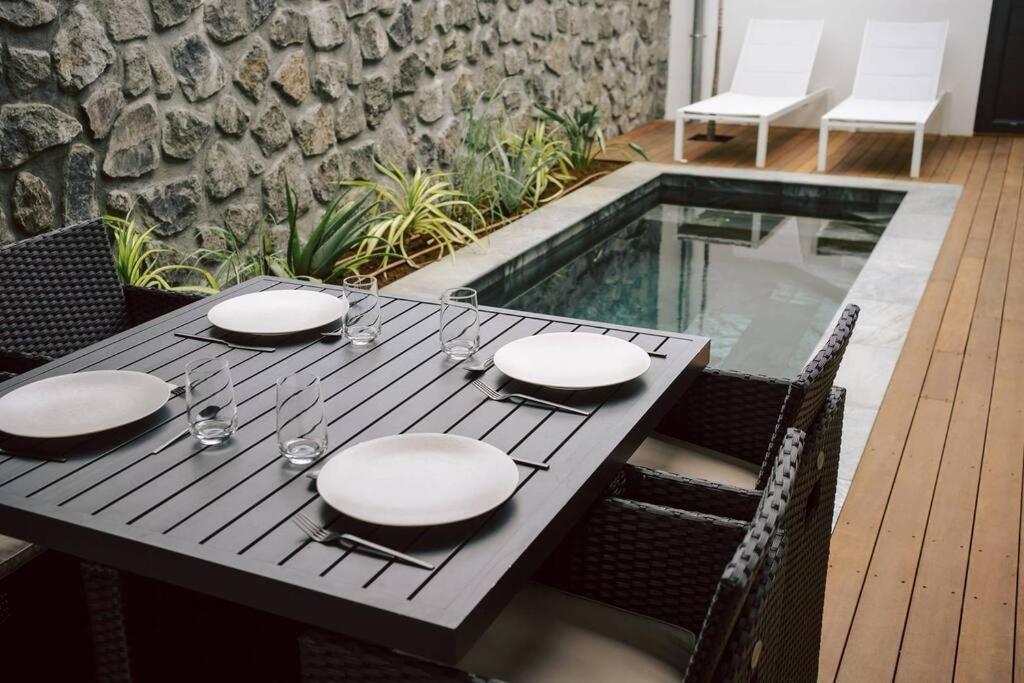 Summer Cosy - Villa Classee 4 Etoiles - 2 Suites Avec Piscine Chauffee Et Jacuzzi Integre Idealement Situee Chemin Summer Сен-Жиль-ле-Бен Екстер'єр фото